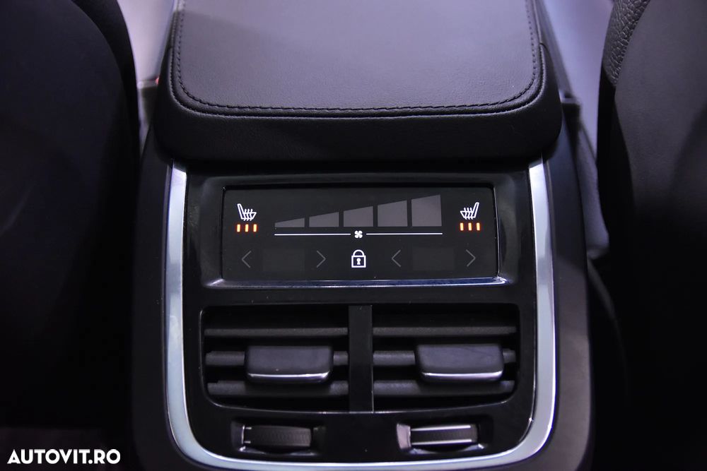 Volvo XC 90 - 24