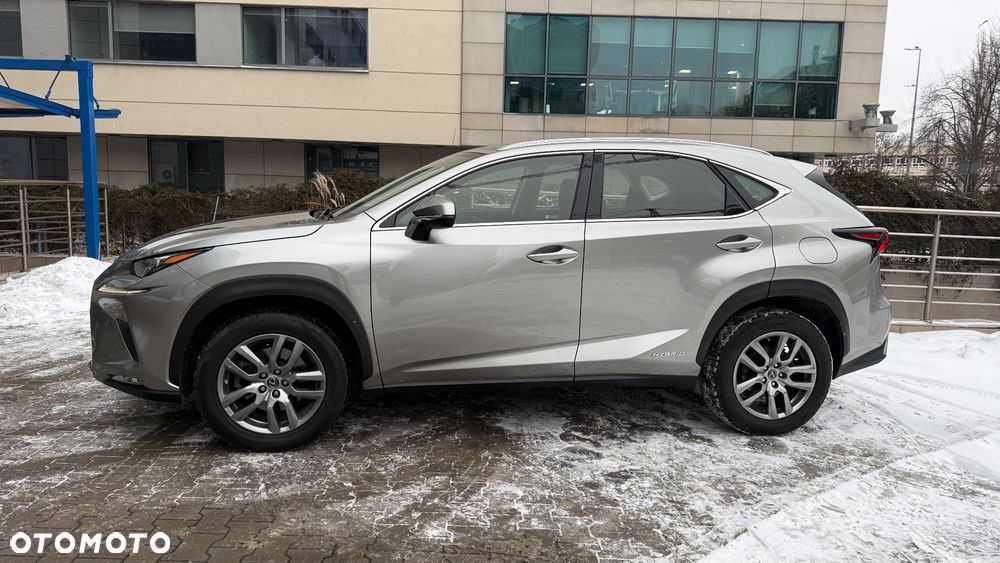 Lexus NX - 7