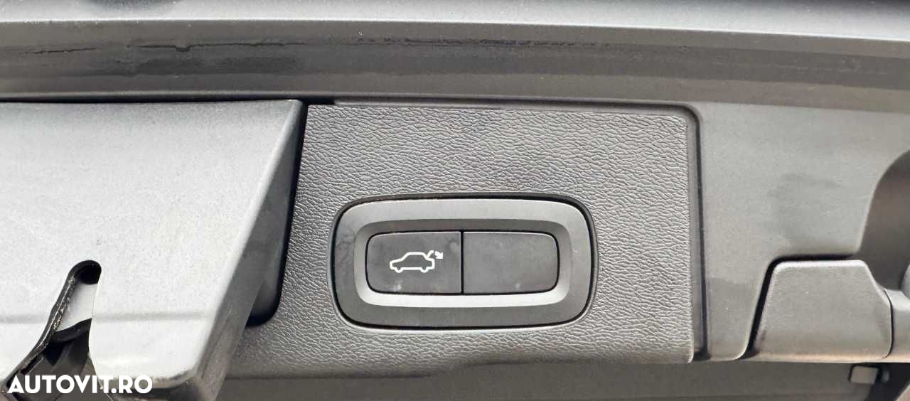 Volvo XC 60 D4 Momentum - 14