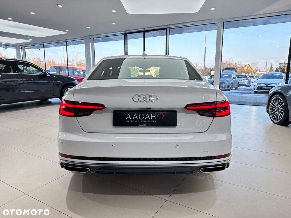 Audi A4 Limousine 35 TFSI S tronic - 4