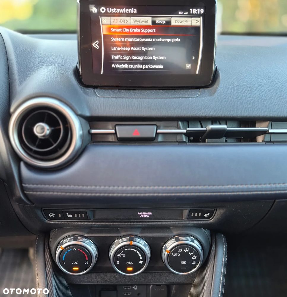 Mazda 2 SKYACTIV-G 90 Exclusive-Line - 17