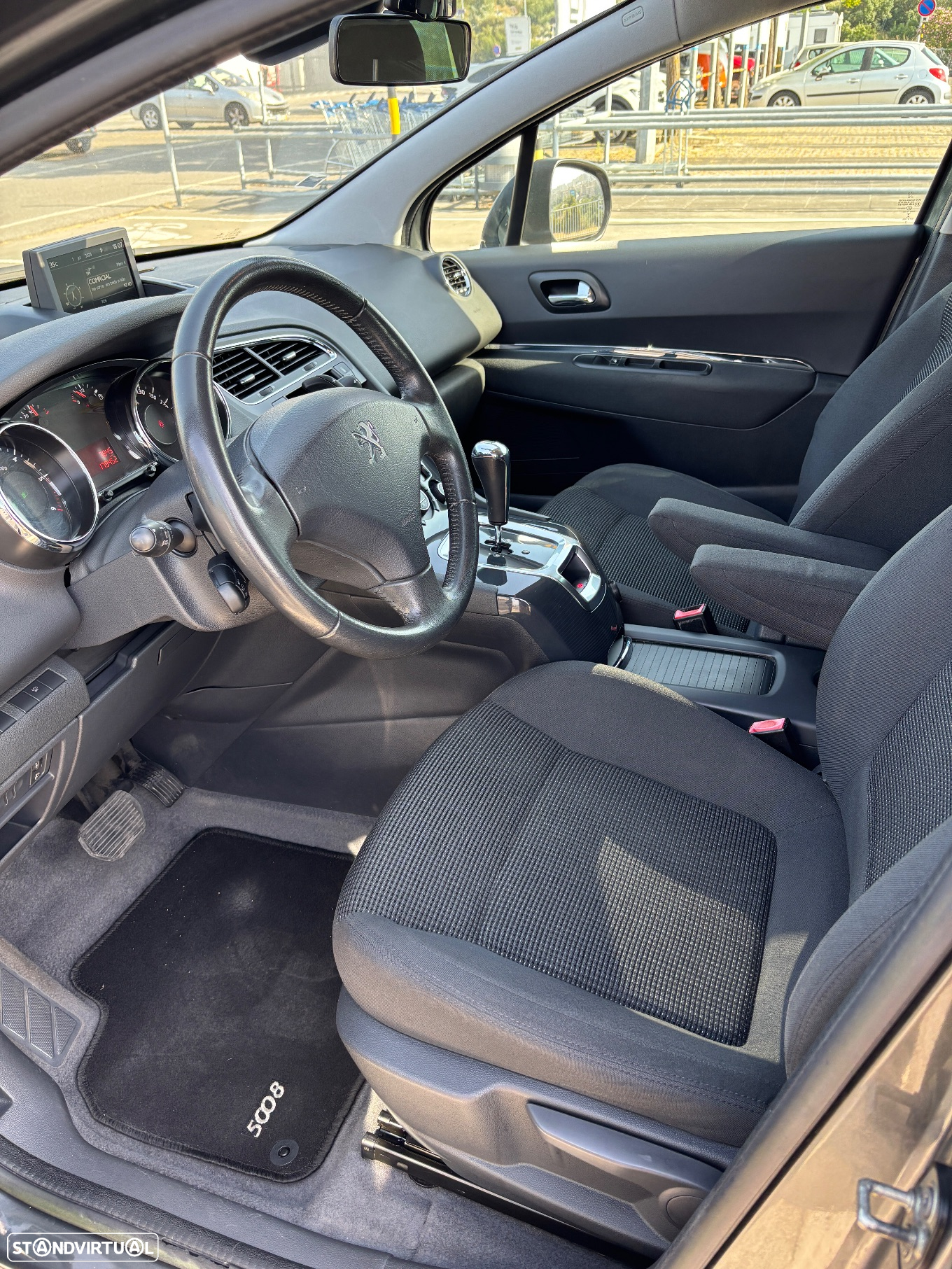 Peugeot 5008 1.6 E-HDi 7L Allure 2-Tronic - 9