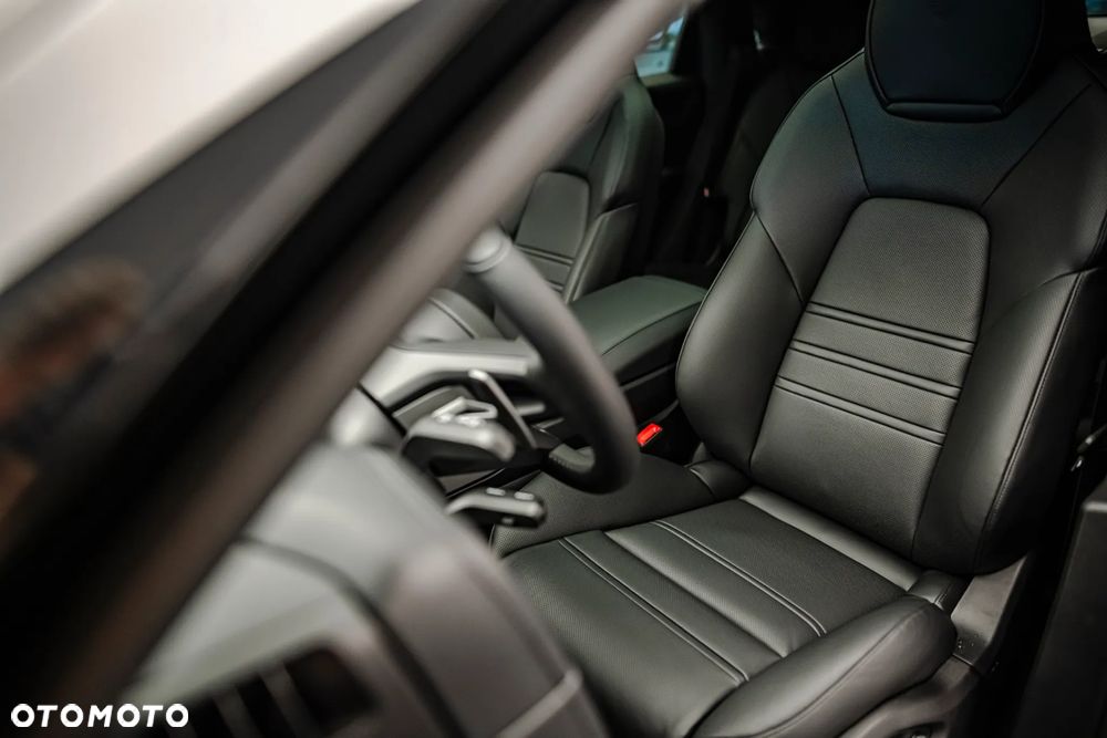 Porsche Cayenne Standard - 9