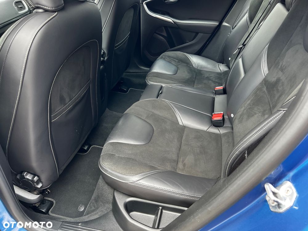 Volvo V40 D2 Drive-E R-Design Kinetic - 20