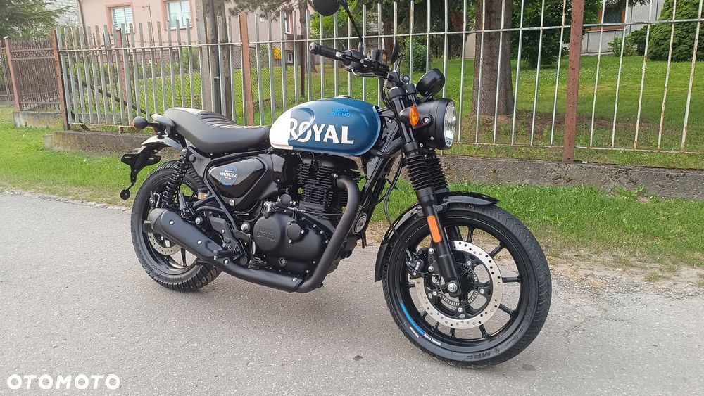 Royal Enfield HNTR - 2