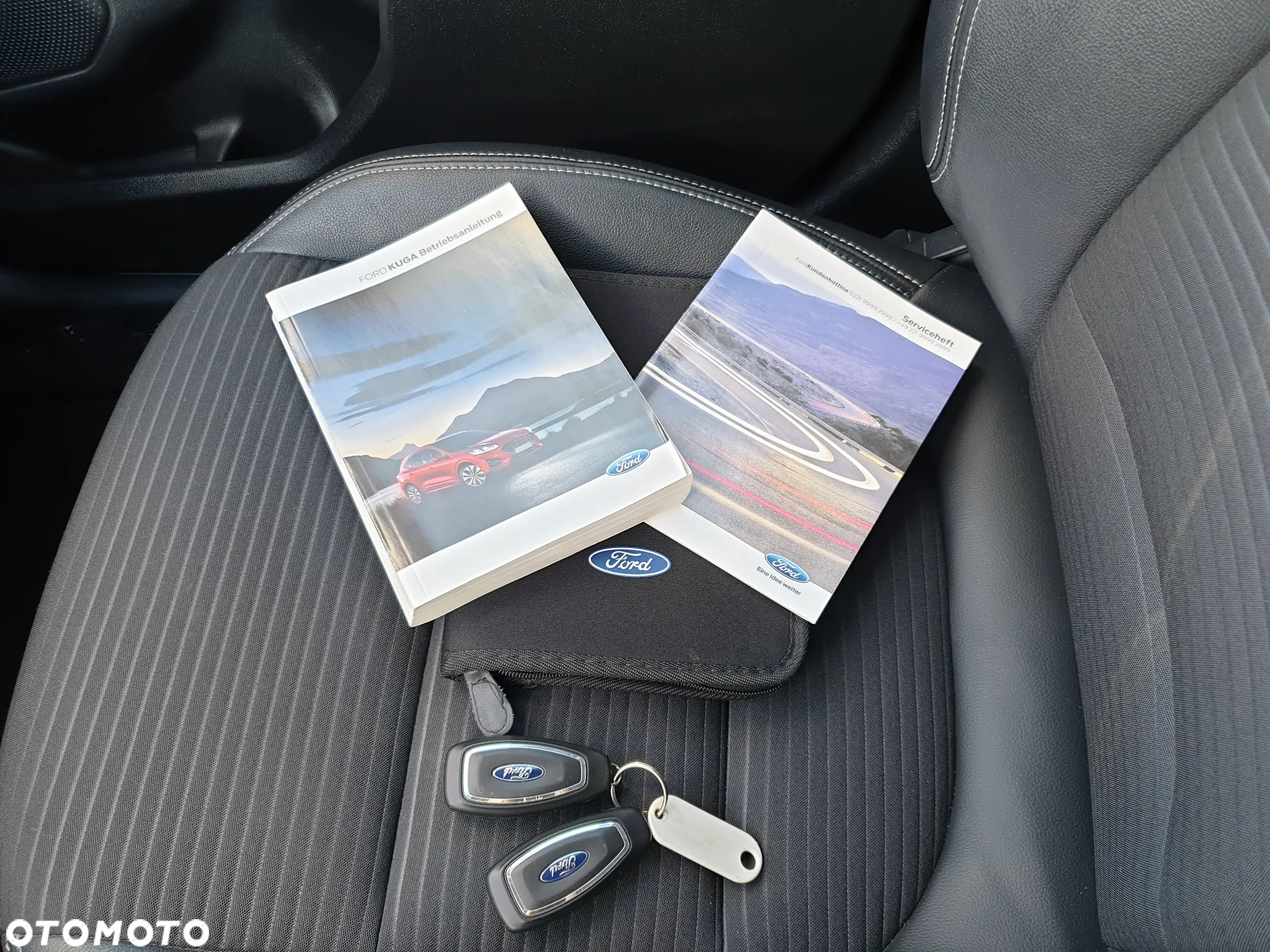 Ford Kuga 1.5 EcoBoost TITANIUM - 37