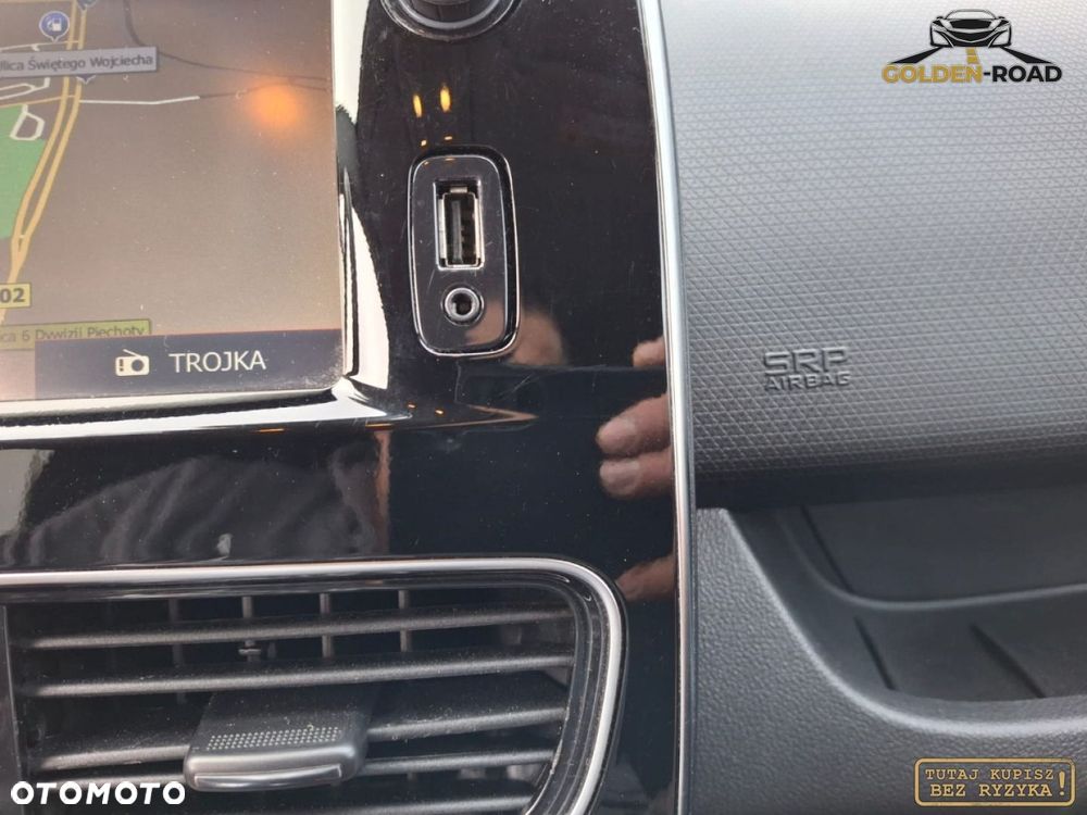 Renault Clio - 15