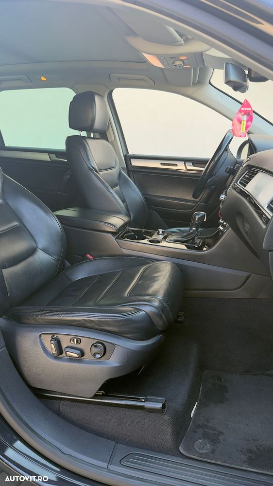 Volkswagen Touareg 3.0 V6 TDI Blue Motion DPF Automatik - 13