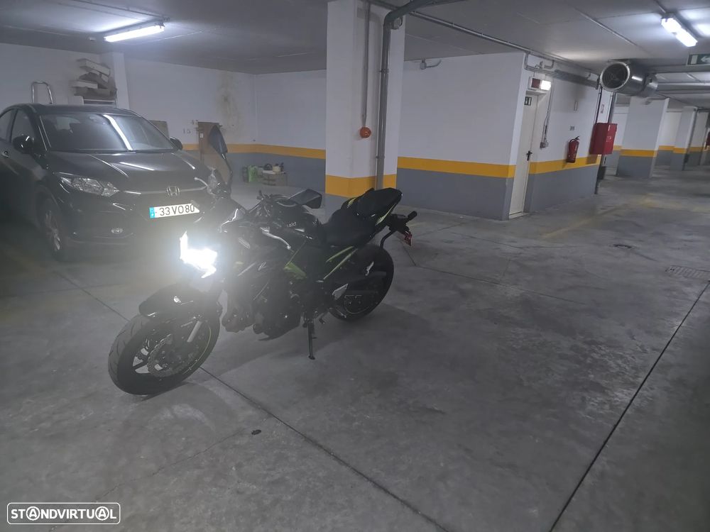 Kawasaki Z 900 - 14