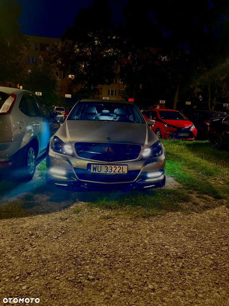 Mercedes-Benz Klasa C - 9