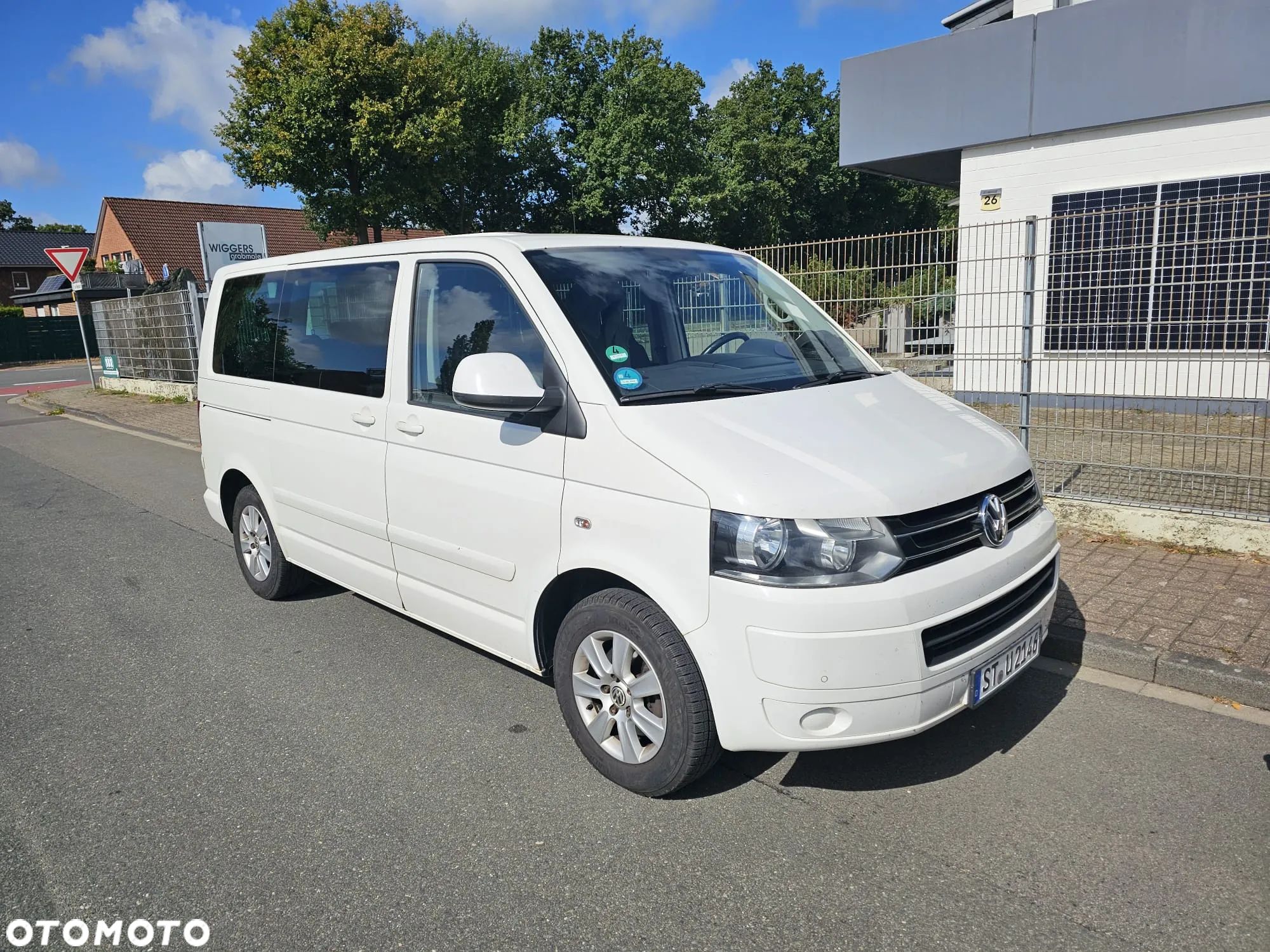 Volkswagen Multivan TDI L1 Highline - 1