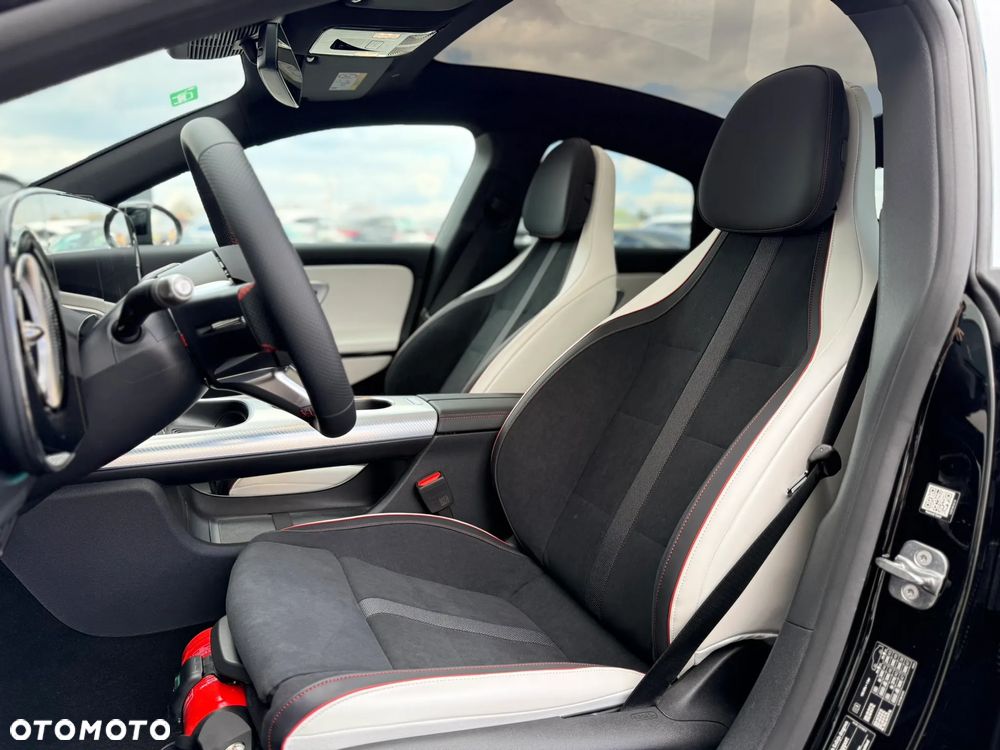 Mercedes-Benz CLA - 20