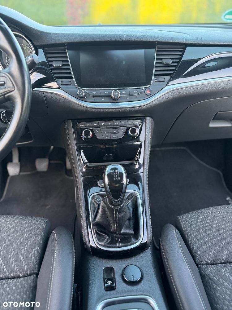 Opel Astra - 39