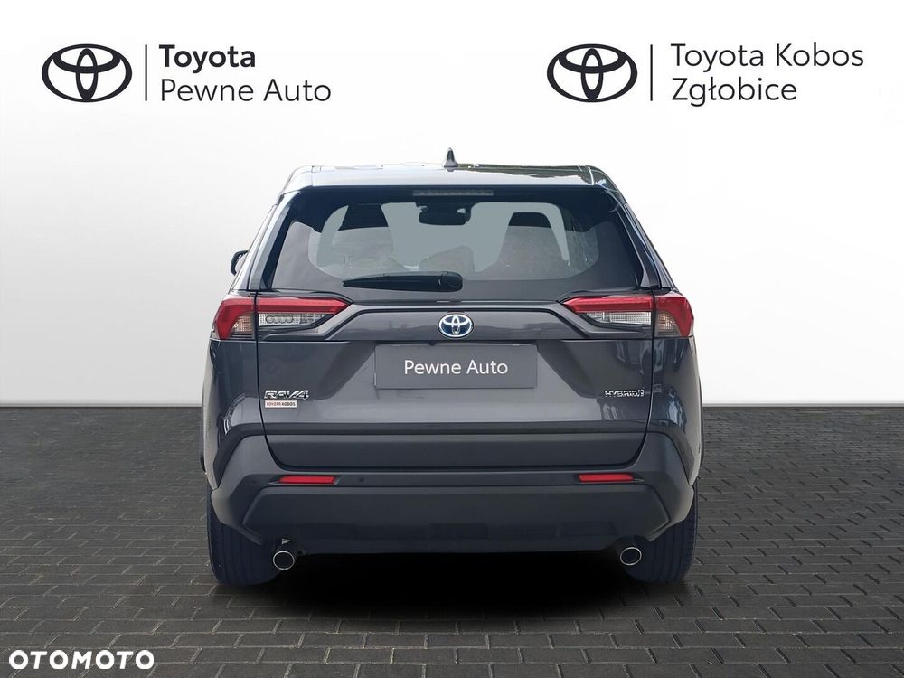 Toyota RAV4 - 8