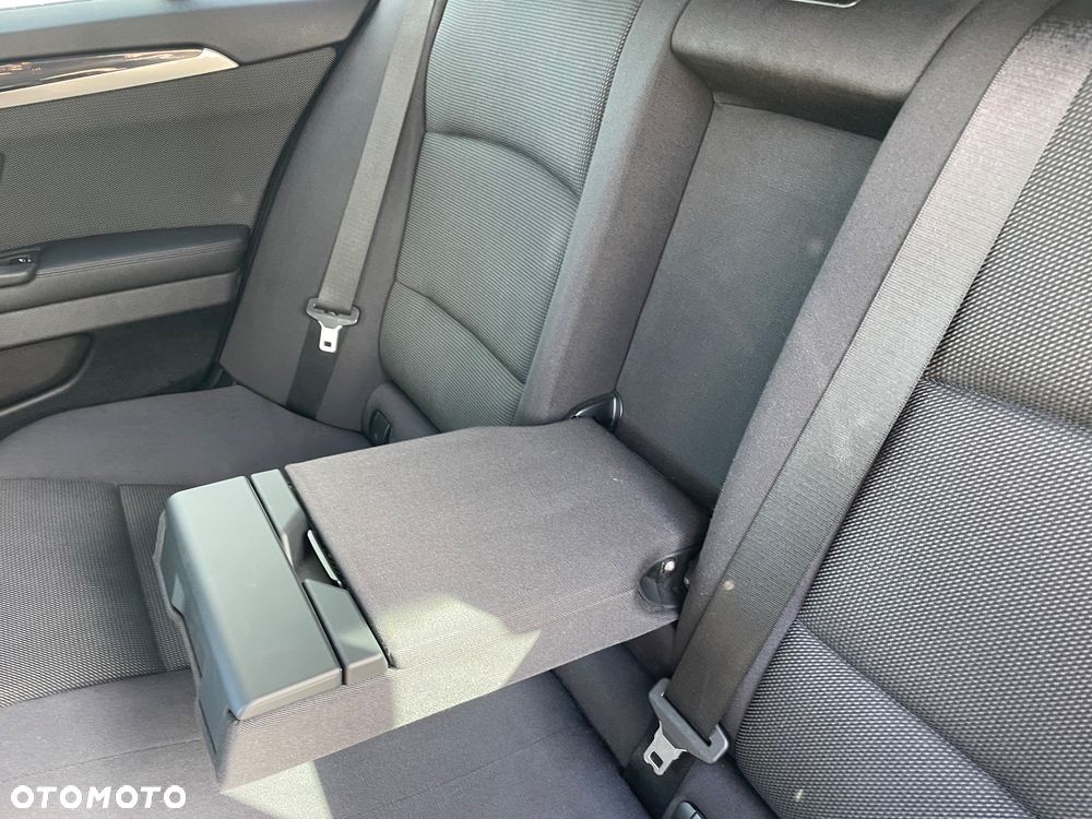 BMW Seria 5 525d Luxury Line - 26