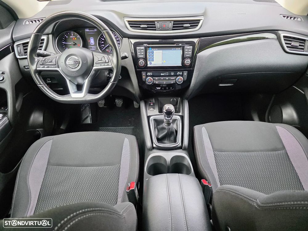 Nissan Qashqai 1.5 dCi N-Connecta - 28