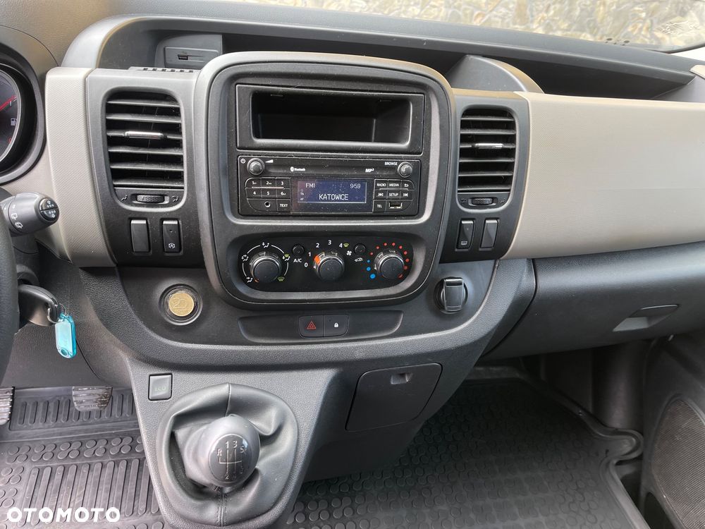 Renault Trafic 1.6 dCi - 12