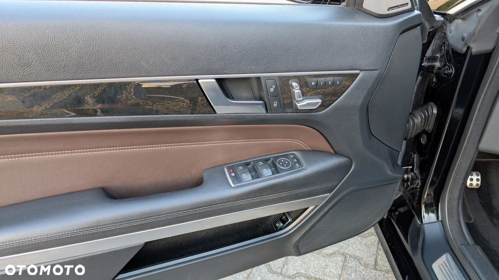 Mercedes-Benz Klasa E 400 7G-TRONIC - 20