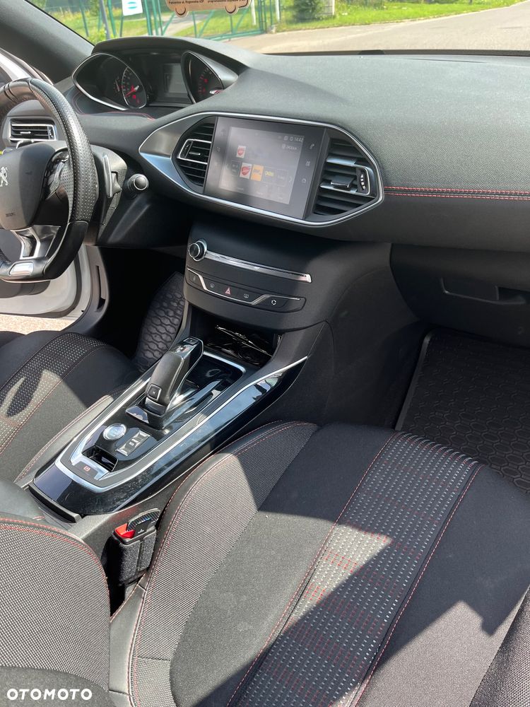 Peugeot 308 - 18