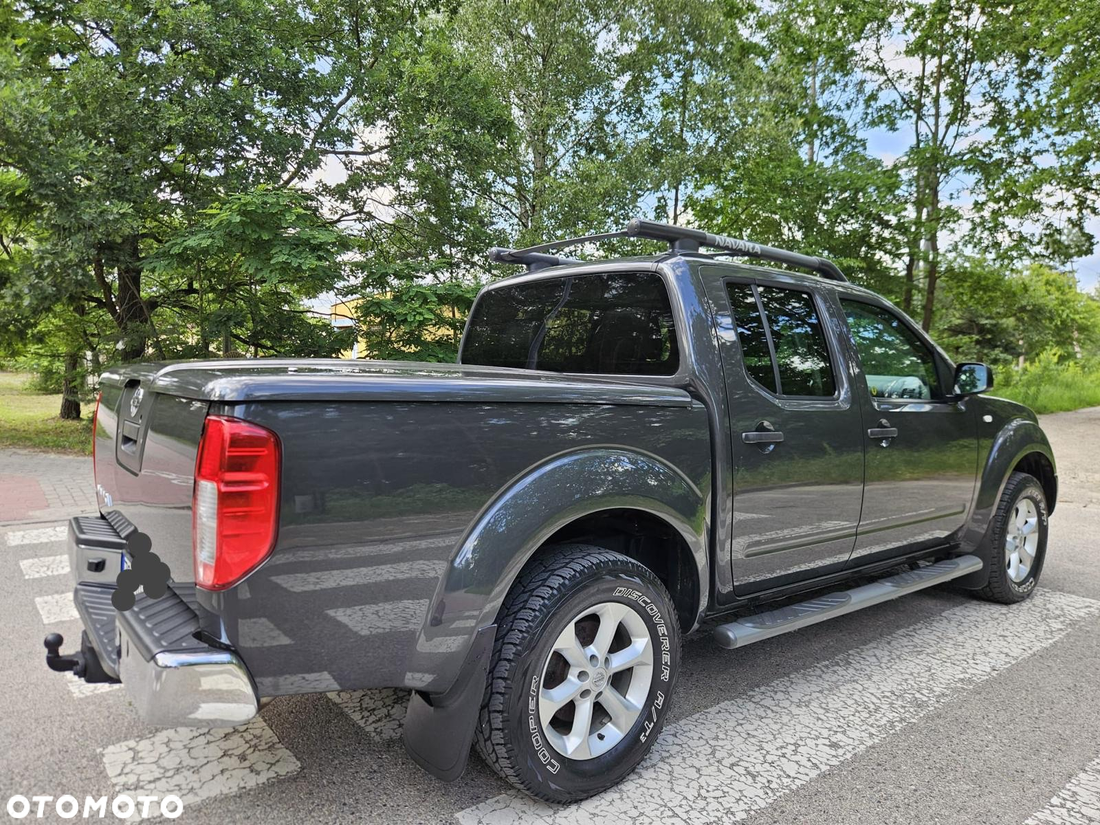 Nissan Navara 2.5 D Platinum - 6