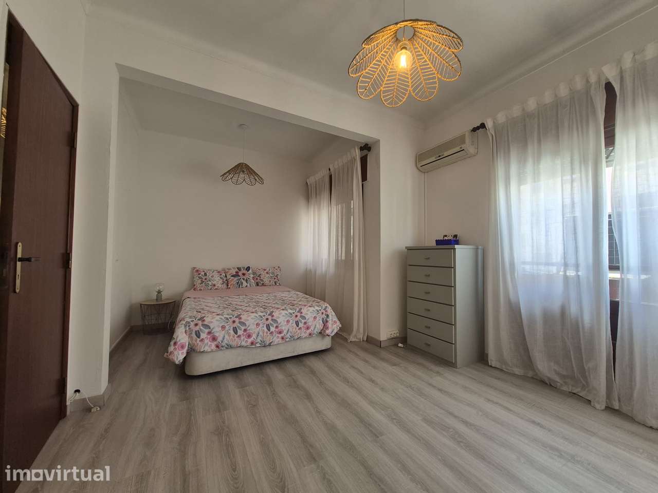 T1 MOBILADO E EQUIPADO – SETÚBAL Zona central, residencial e tranquila - Grande imagem: 5/18