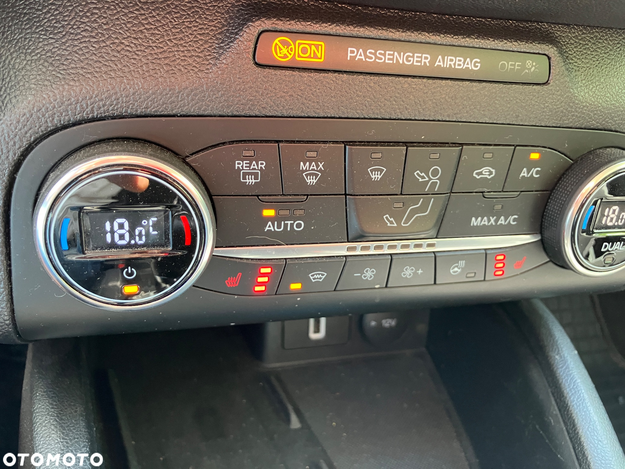 Ford Focus Turnier 1.5 EcoBlue Start-Stopp-System COOL&CONNECT - 18