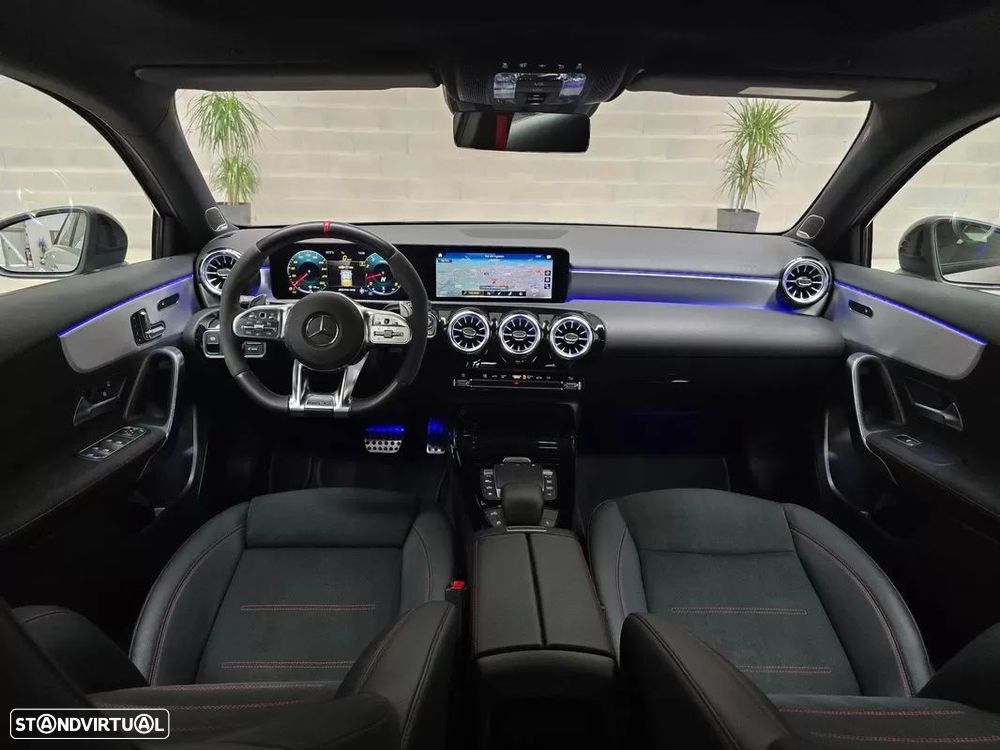 Mercedes-Benz A 45 AMG 4Matic+ Speedshift DCT 8G - 12