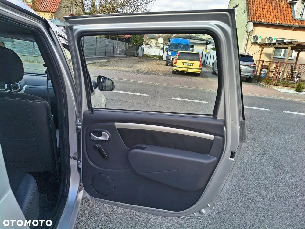 Dacia Logan 1.6 16V Laureate - 17