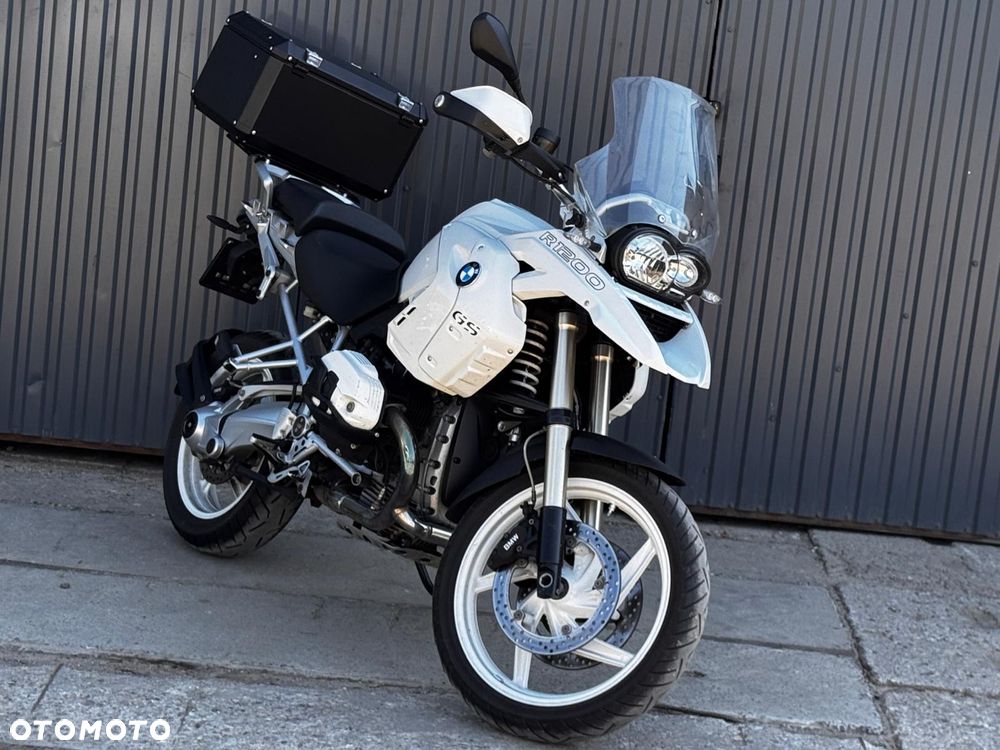 BMW R - 1