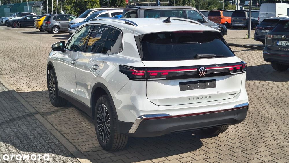 Volkswagen Tiguan - 7