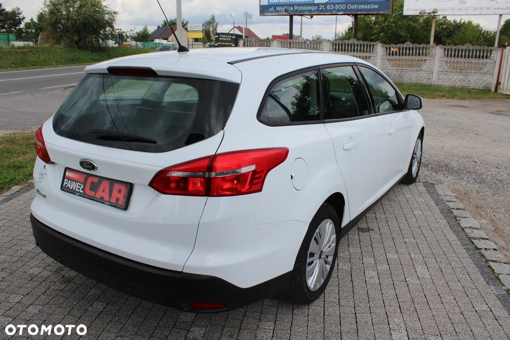 Ford Focus - 10