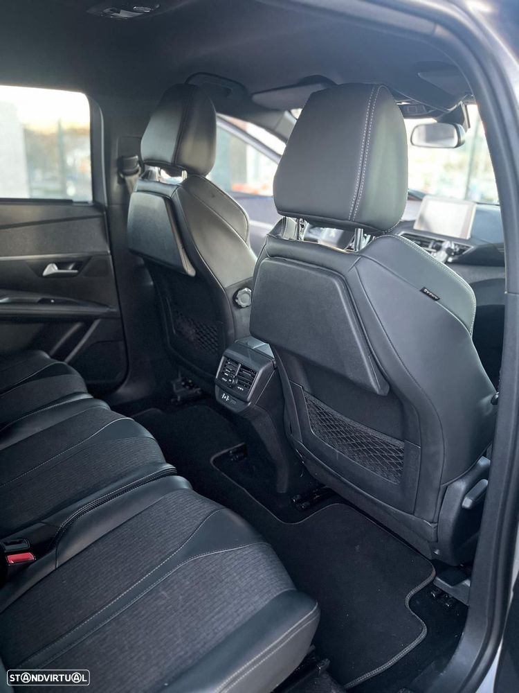 Peugeot 5008 1.5 BlueHDi Allure EAT8 - 4