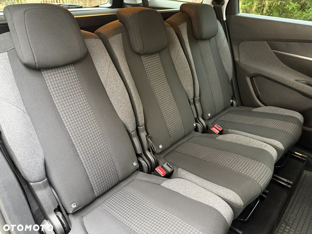 Peugeot 5008 1.5 BlueHDi Active S&S - 24