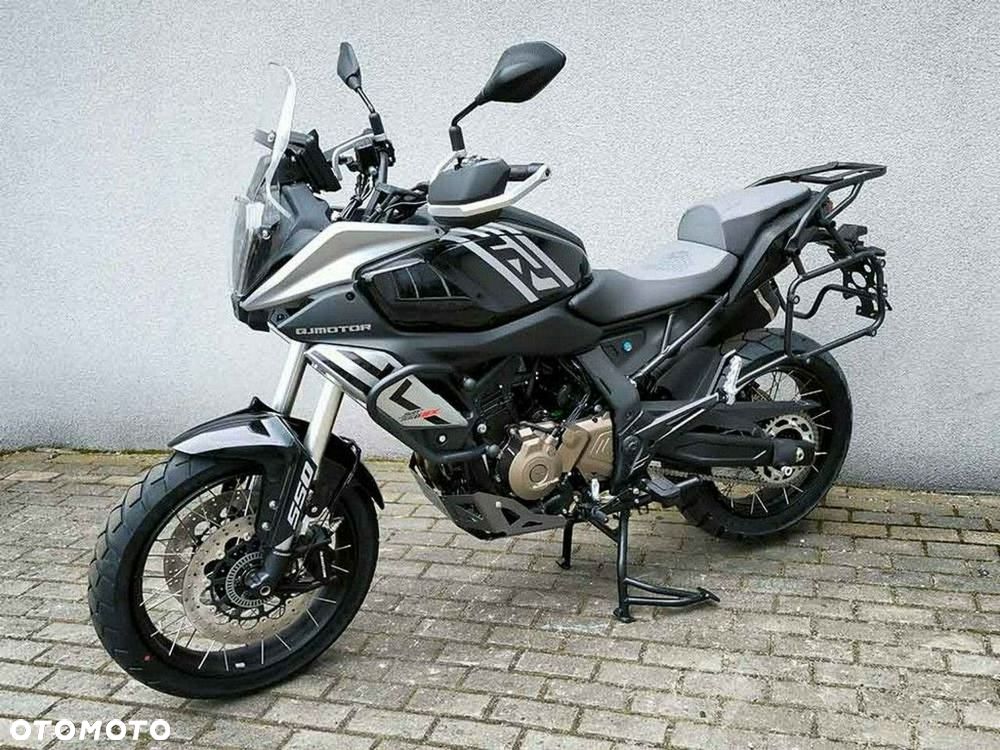 QJMOTOR SRT 600SX - 14