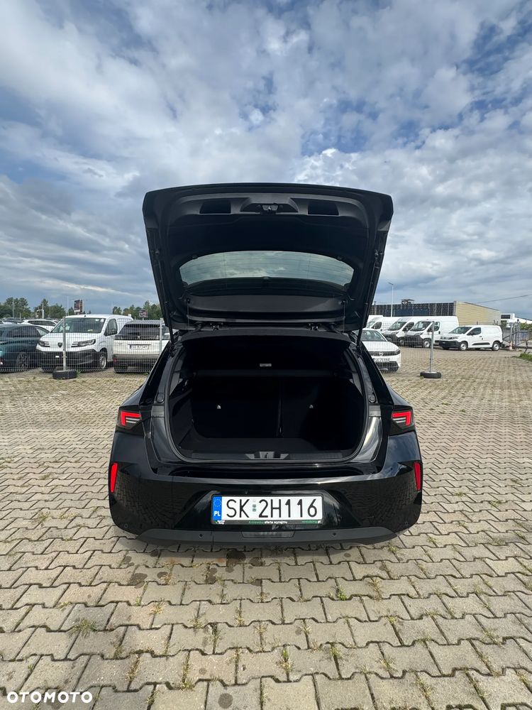 Opel Astra 1.2 T Edition S&S - 8