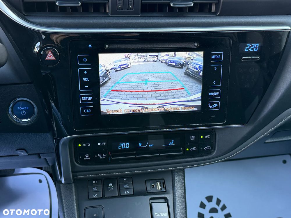 Toyota Auris Hybrid 135 Comfort - 4