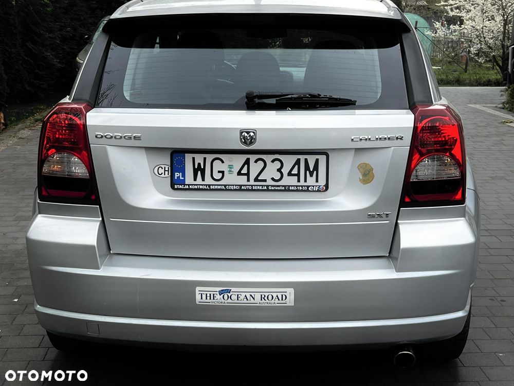 Dodge Caliber 2.0 SXT - 8