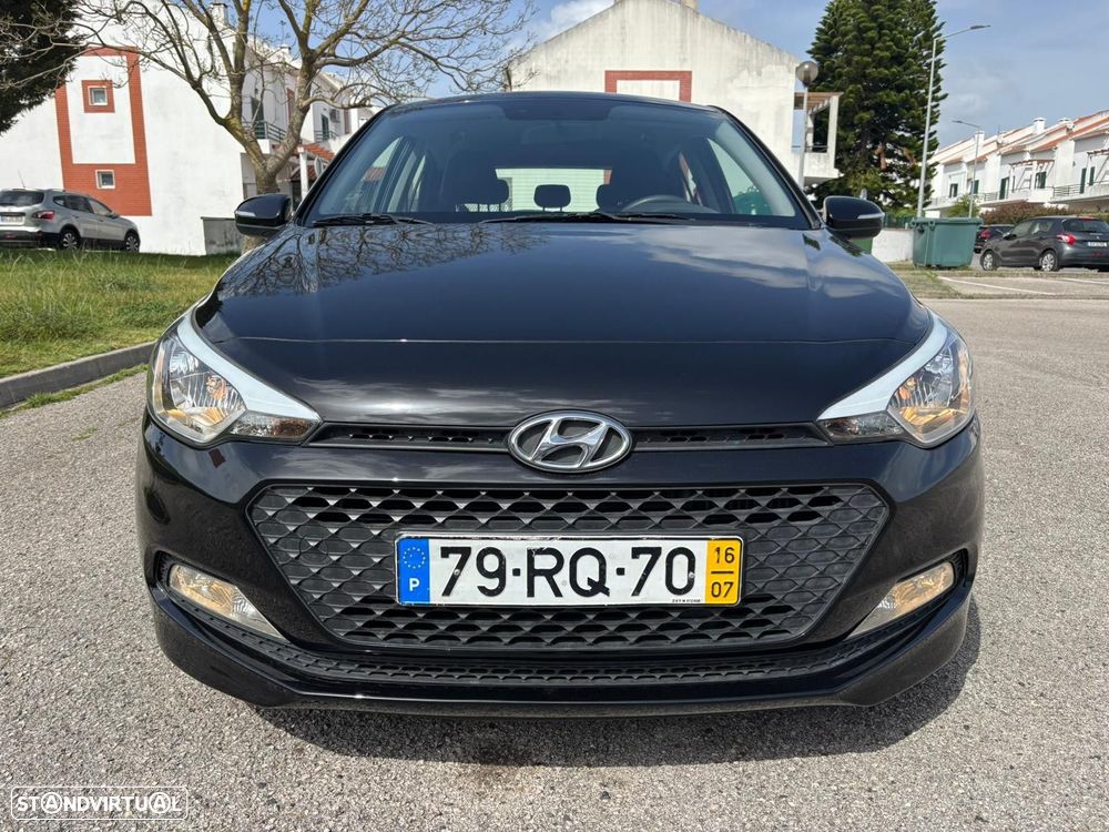 Hyundai i20 1.1 CRDi Access+Bluetooth+Comandos no Volante - 3