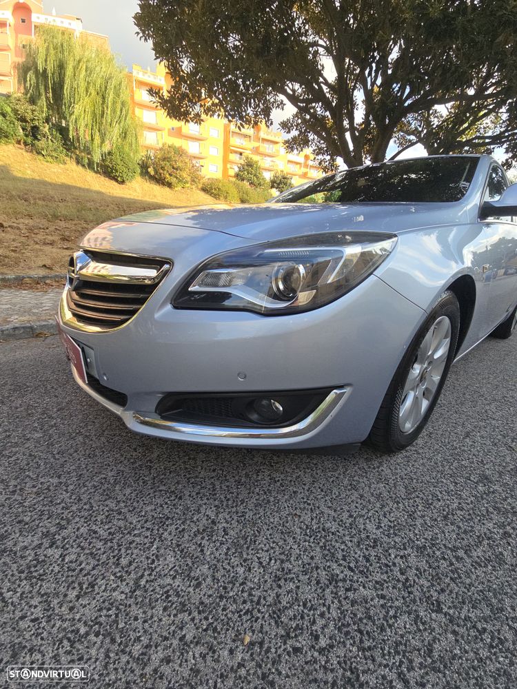 Opel Insignia 1.6 CDTI executive S/S - 37