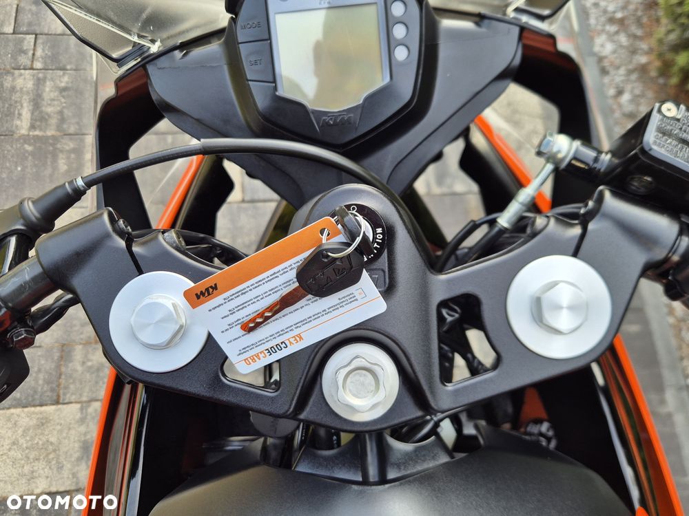 KTM RC 125 - 20