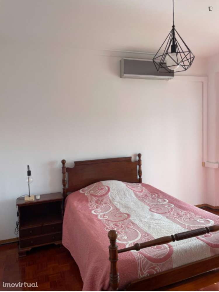 Quarto - localizado em Alvalade Lisbon - Grande imagem: 2/12