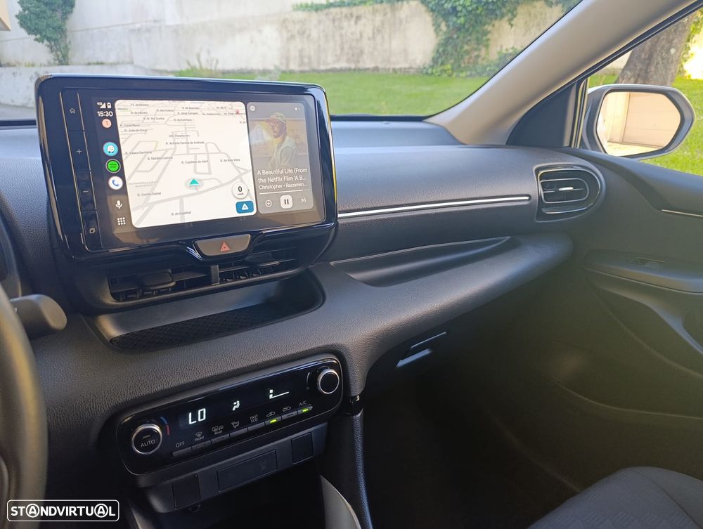 Toyota Yaris 1.5 HDF Comfort Plus - 16