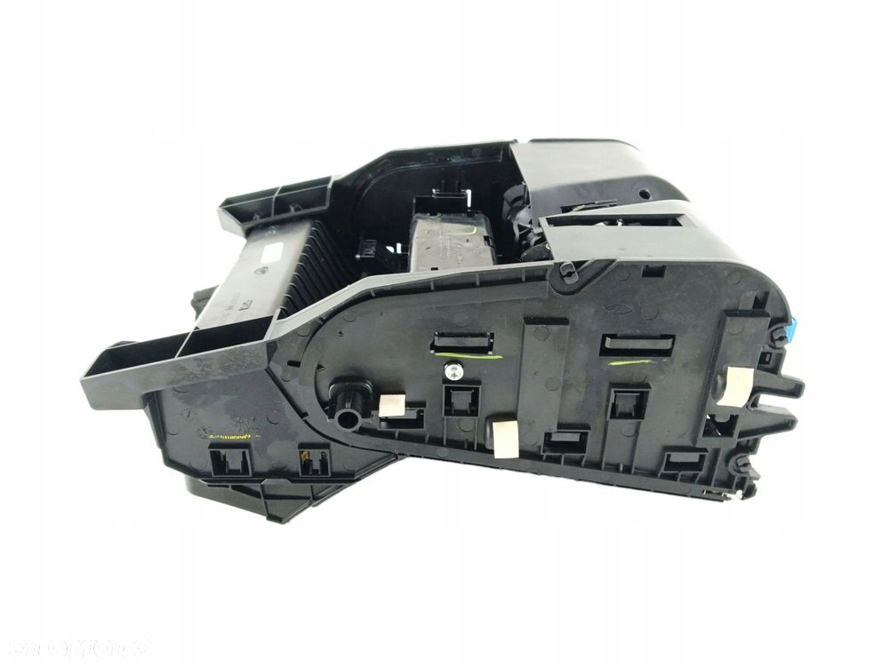 UCHWYT NA KUBKI MERCEDES GLE I W166 (2015-2019) 3.0 500e 442KM 16956605 - 7