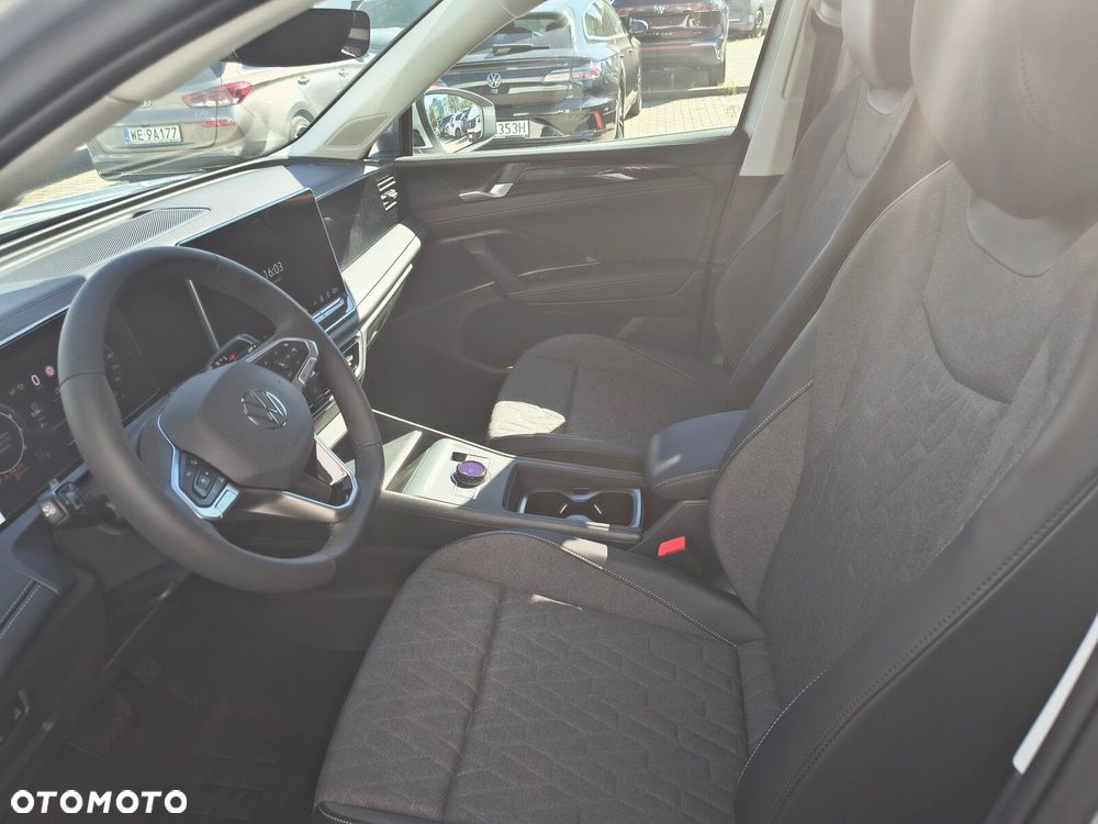 Volkswagen Tiguan - 17