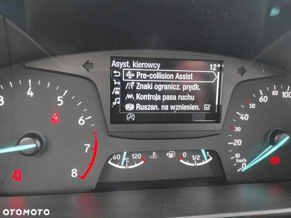 Ford Focus 1.0 EcoBoost Trend - 27