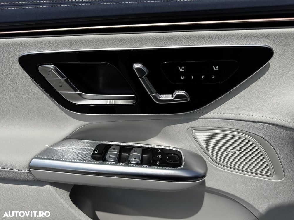 Mercedes-Benz EQE 350 4MATIC - 12