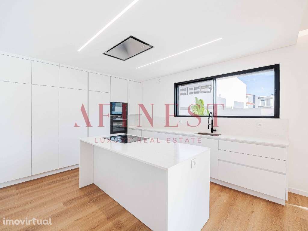 MORADIA T4 | MURCHES, CASCAIS - ENTRE A SERRA E O MAR - Grande imagem: 3/60