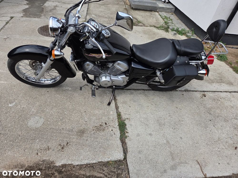 Honda Shadow - 4