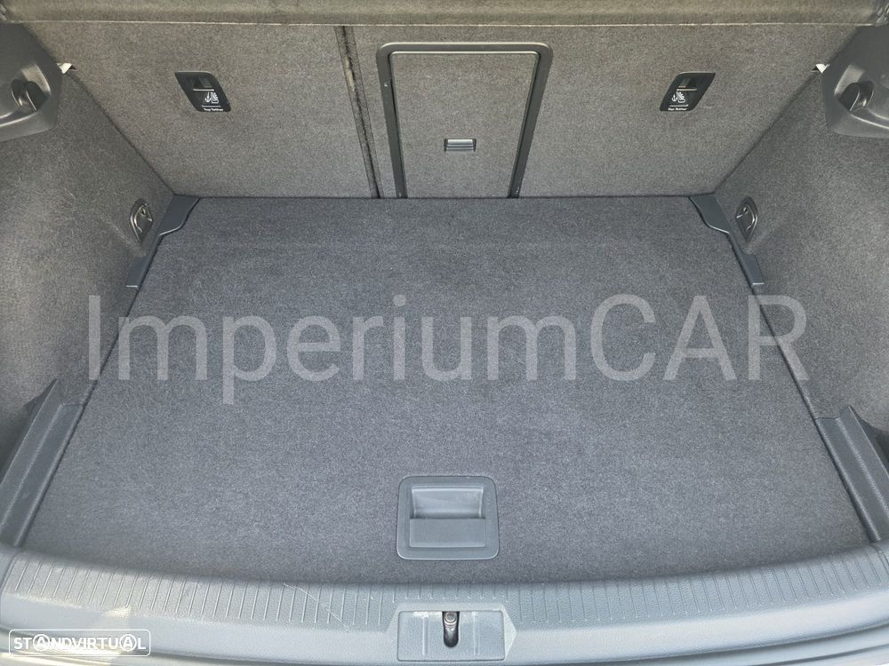 VW Golf GTI Performance BlueMotion DSG - 11