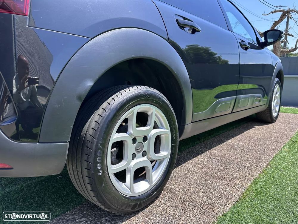 Citroën C4 Cactus 1.2 PureTech Shine - 19